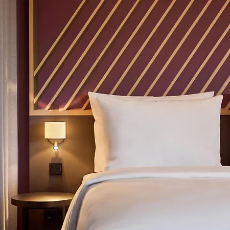 Отель Hbf-nord 3*